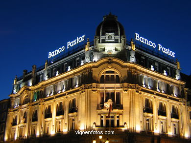 Edificio Banco de Vigo (Pastor)  - Manuel G�mez Rom�n (1923) (CALLE POLICARPO SANZ). 