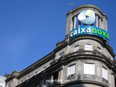 Edificio para Emilio M�ndez (La Peineta)  - Jenaro de la Fuente �lvarez (1926) (CALLE URZAIZ). 