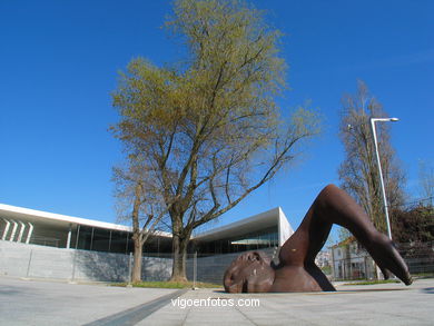 P. Estrela (V�zquez Consuegra). Proyecto abrir Vigo al mar. 