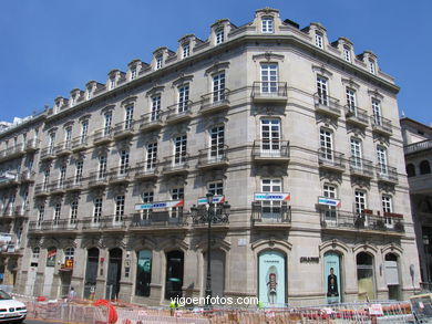 Edificio Laforet - Josefa Cividanes  - Jenaro de la Fuente Dom�nguez (1880) (CALLE COLON). 