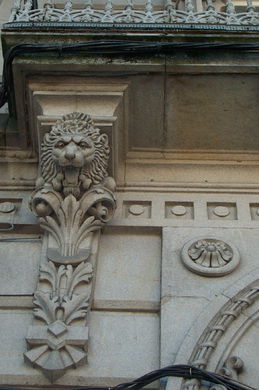 Edificio Bonín - Jenaro de la Fuente Domínguez (1910) (CALLE AREAL).