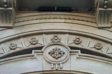 Viviendas para Benigno y Camilo Fernández - Jenaro de la Fuente Domínguez (1913) (CALLE URZAIZ).