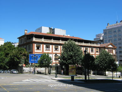 Colegio San Jos� de Cluny  - Antonio Cominges (1929) (AVDA GRAN VIA). 