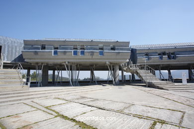 Aulario (Enric Miralles). Ciudad Universitaria. 