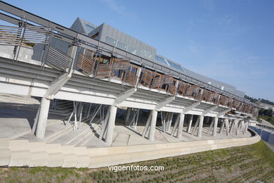 Aulario (Enric Miralles). Ciudad Universitaria. 