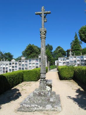 STONE CROSSES OF CANDEÁN AND CABRAL