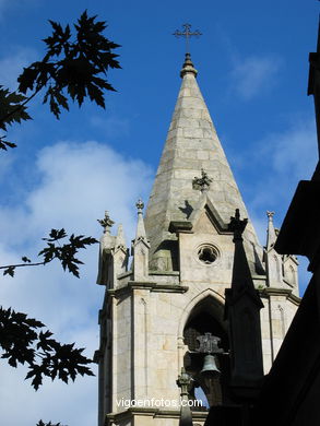 Iglesia de Santiago de Vigo. Iglesias del n�cleo urbano. 