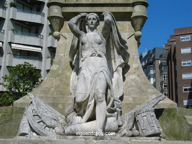 MONUMENT TO RECONQUIST. SCULPTURES AND SCULPTORS. VIGO