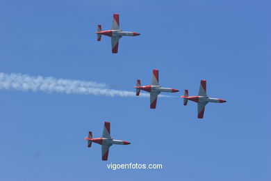 Patrulla Águila. Exhibiciones aéreas.