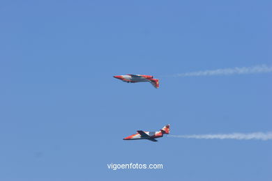 Patrulla Águila. Exhibiciones aéreas.