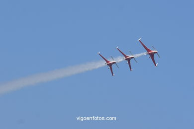 Patrulla acrob�tica Reva. Exhibiciones a�reas. 
