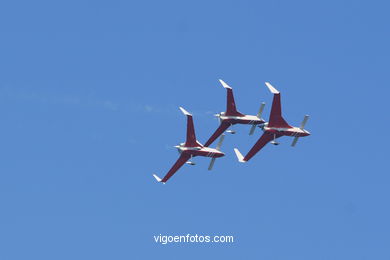 Patrulla acrob�tica Reva. Exhibiciones a�reas. 