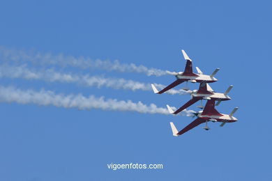Patrulla acrob�tica Reva. Exhibiciones a�reas. 