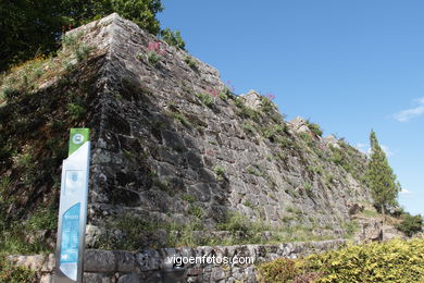 SPAIN CASTLES: VIGO CASTLE 