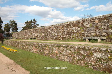 SPAIN CASTLES: VIGO CASTLE 