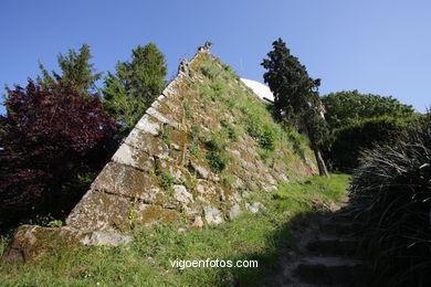 SPAIN CASTLES: VIGO CASTLE 