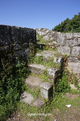 SPAIN CASTLES: VIGO CASTLE 