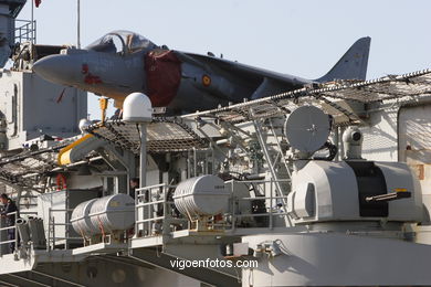 PHOTOS OF AIRCRAFT CARRIER - PRÍNCIPE DE ASTURIAS - SPAIN - VIGO BAY ...