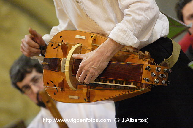 PHOTOS OF GRUPO D EMÚSICA MARTÍN CODAX - SACRED MUSIC CYCLE 2006 - VIGO ...