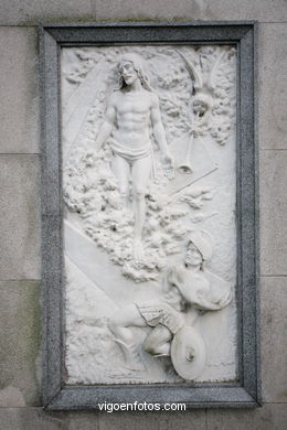 ESCULTURA FUNERARIA EN EL CEMENTERIO DE PEREIRÓ. ESCULTURAS Y ESCULTORES. VIGO