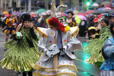 CARNAVAIS 2011 - DESFILE DE COMPARSAS