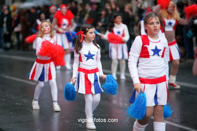 CARNAVAIS 2011 - DESFILE DE COMPARSAS