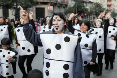 CARNAVAIS 2012 - DESFILE DE COMPARSAS