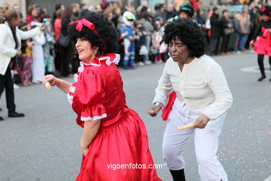 CARNAVAIS 2012 - DESFILE DE COMPARSAS