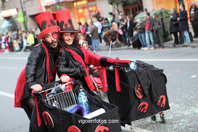 CARNAVAIS 2012 - DESFILE DE COMPARSAS