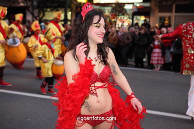 CARNAVAIS 2012 - DESFILE DE COMPARSAS