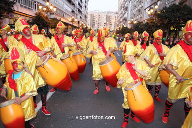 CARNAVAIS 2012 - DESFILE DE COMPARSAS