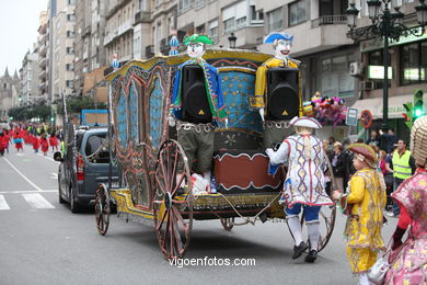 CARNAVAIS 2014 - DESFILE DE COMPARSAS