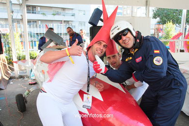 RED BULL AUTOS LOCOS. VIGO 2010. CARRILANAS