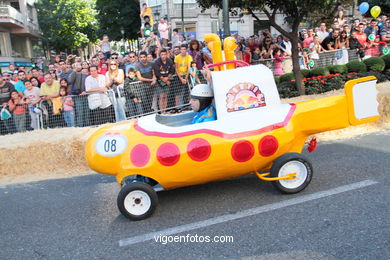 RED BULL AUTOS LOCOS. VIGO 2010. CARRILANAS