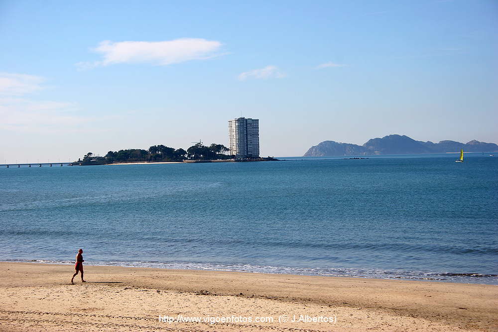 spain 3 in celebrations GALICIA  BAY.   BEACH SPAIN PHOTOS  VIGO SAMIL VIGO OF